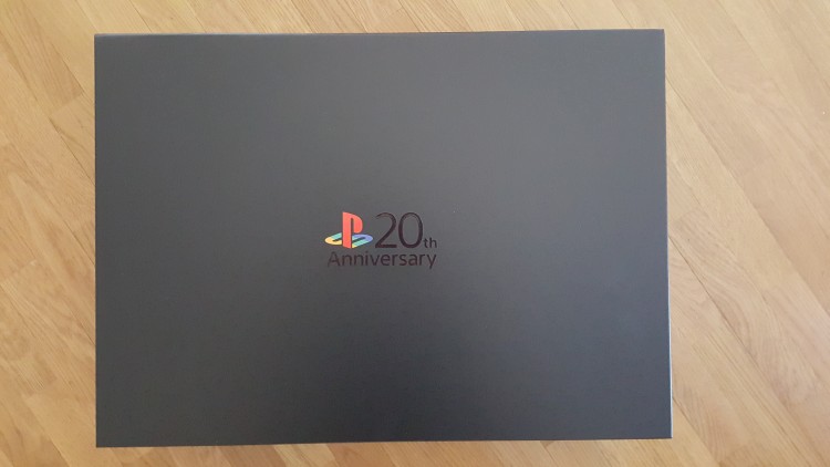 PS4Collector20th-anniversary-01