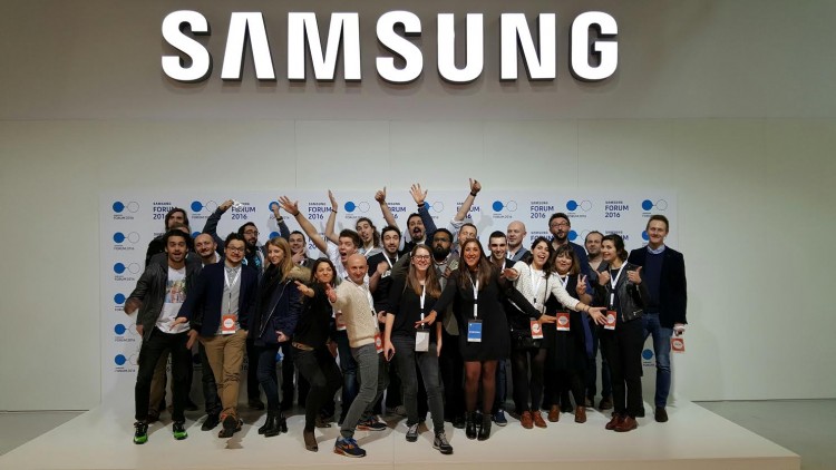 SamsungForum2016-Debut