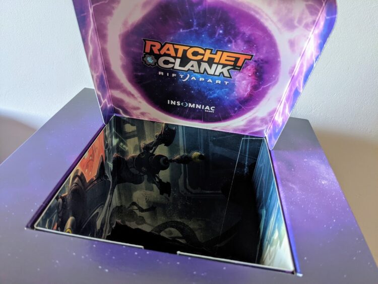 Ratchet & Clank: Rift Apart, unboxing press kit - le logo apparait !